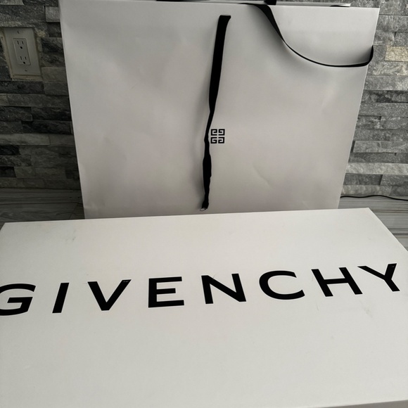 givenchy boots - Picture 2 of 4